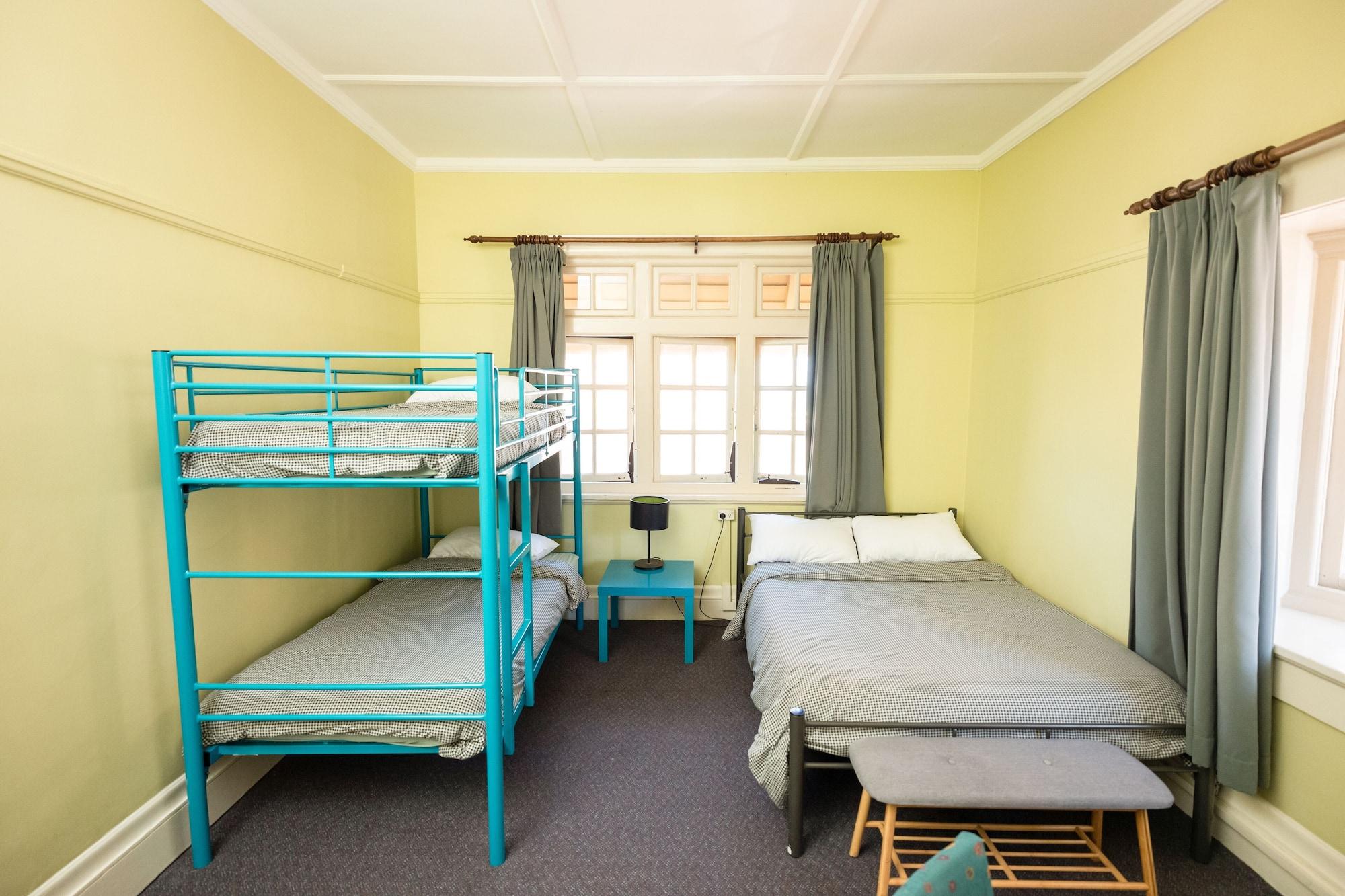 Yha Newcastle Beach Eksteriør bilde