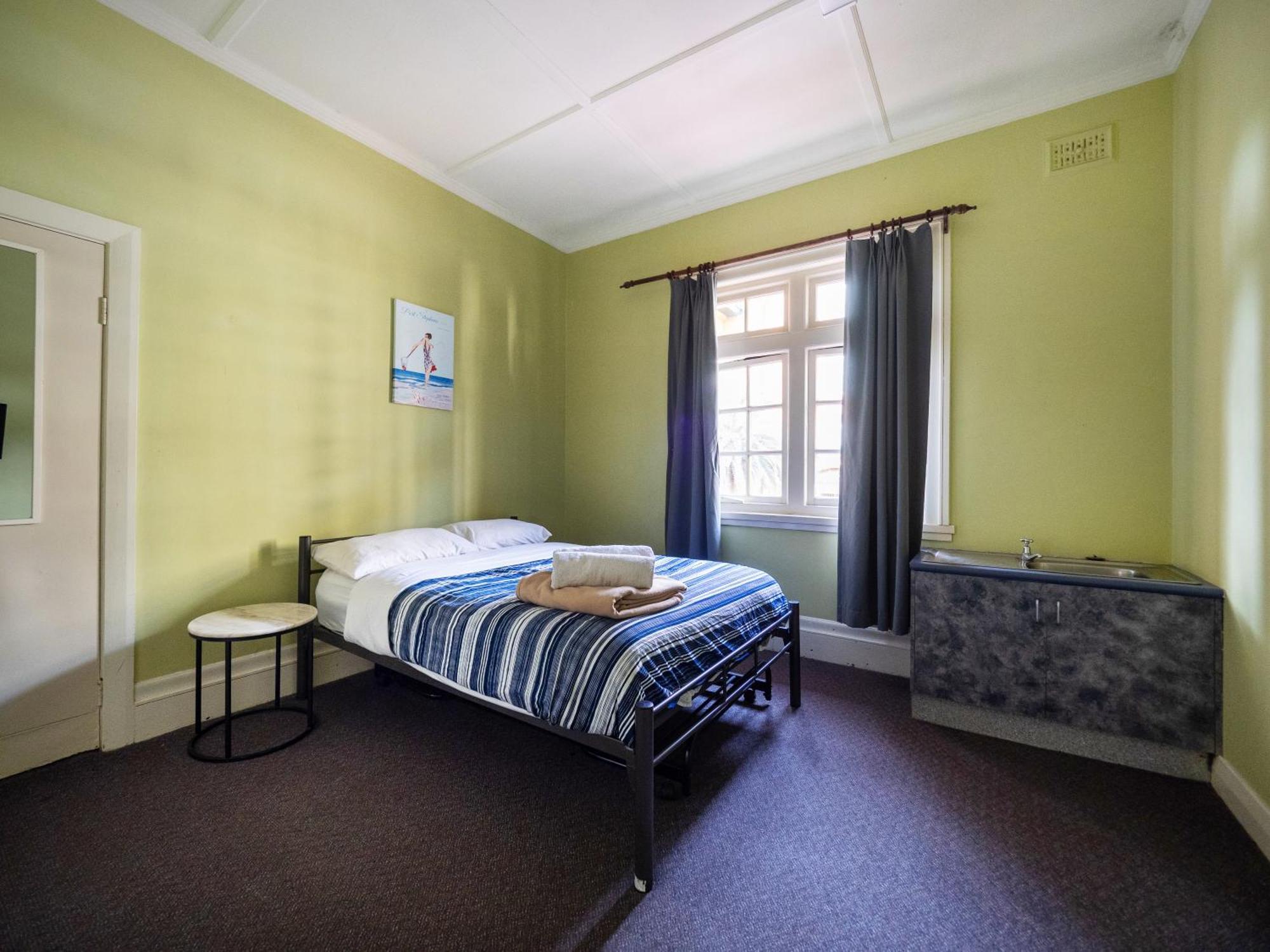 Yha Newcastle Beach Eksteriør bilde