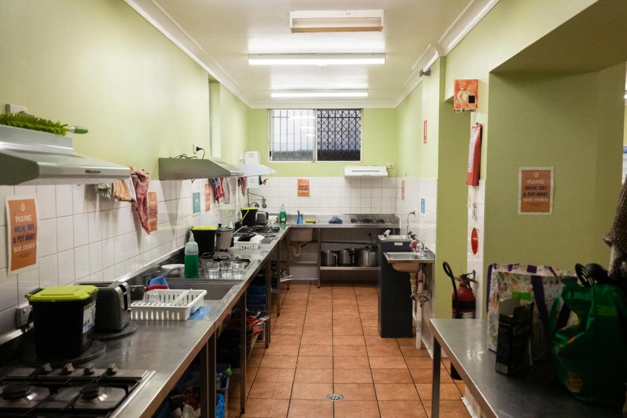 Yha Newcastle Beach Eksteriør bilde